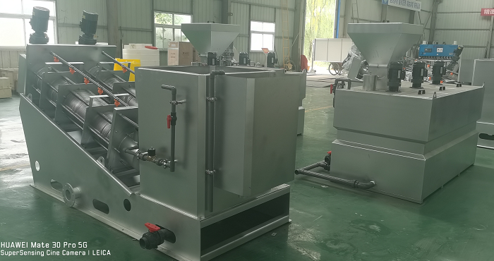 疊螺機、全自動(dòng)加藥裝置加工中